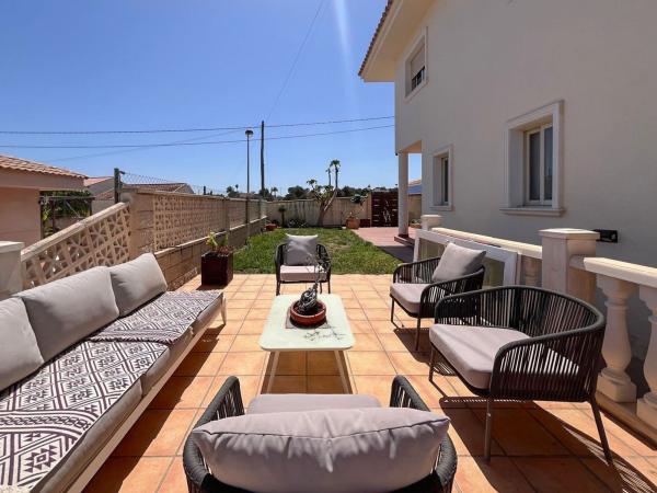 Chalet pareado en Calle Quevedo, Colonia Escandinavia-Cautivador, Alfaz del Pi thumbnail 1