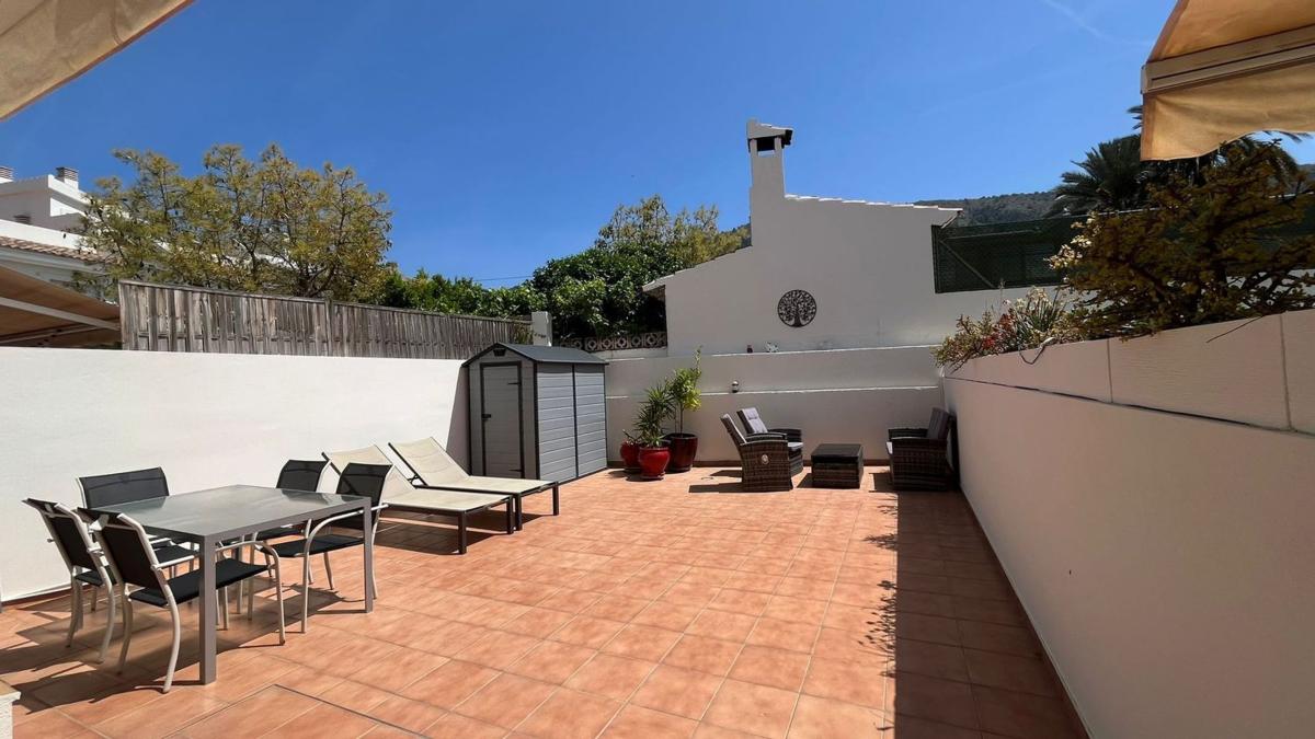 Venta de chalet adosado en Chalet adosado en Calle Cormorà, L'Albir, Alfaz del Pi , Alfaz del Pi photo 3