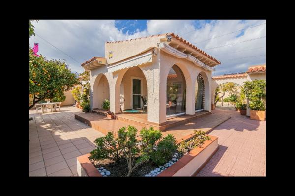 Chalet independiente en venta en Casa o chalet en L'Albir, Alfaz del Pi, Alfaz del Pi
thumbnail 2