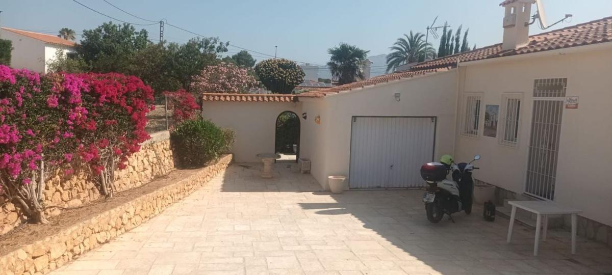 Properties for sale and rent in Spain photo 3