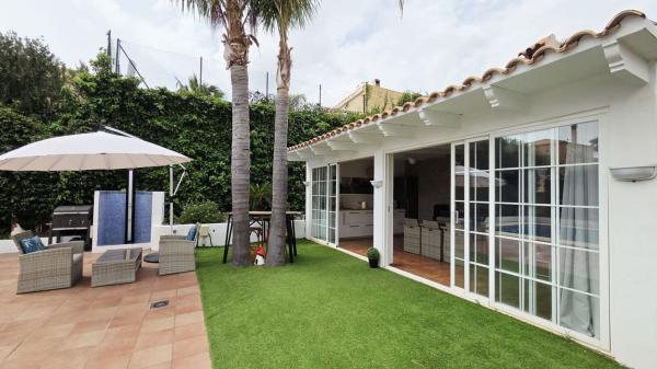 Casa o chalet independiente en Colonia Escandinavia-Cautivador, Alfaz del Pi photo 1