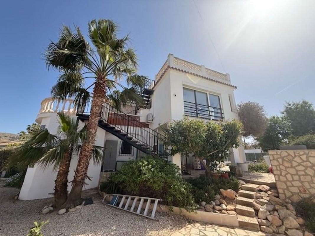 Venta de chalet independiente en Chalet pareado en Calle Perseo, L'Albir, Alfaz del Pi, Alfaz del Pi
photo 3