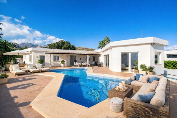 Chalet wolnostojący na sprzedaż w Casa o chalet en Calle Riu Ebre, Colonia Escandinavia-Cautivador, Alfaz del Pi, Alfaz del Pi photo 1