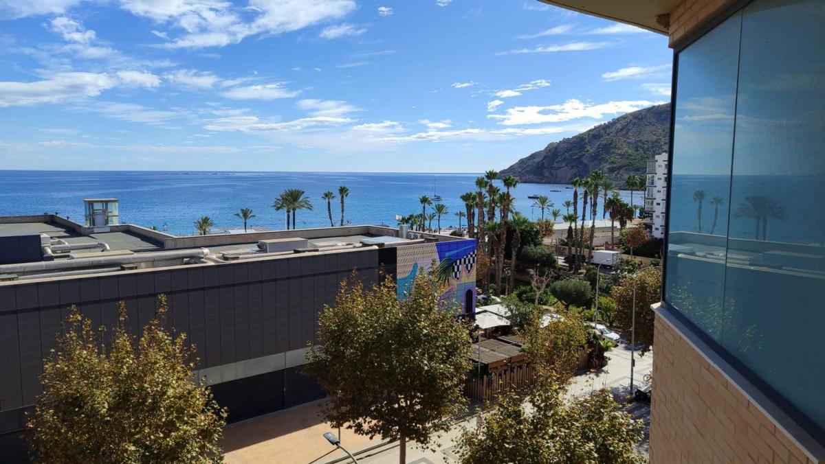 Venta de duplex en Dúplex en Avenida de Oscar Esplà, L'Albir, Alfaz del Pi, Alfaz del Pi photo 1