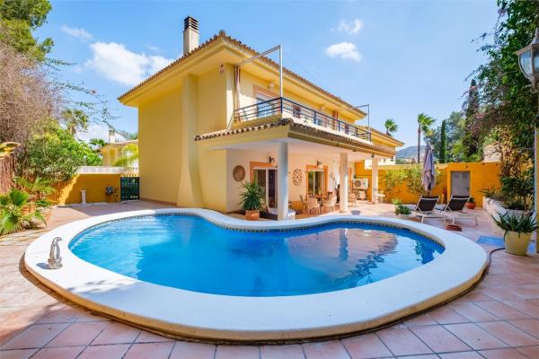 Chalet adosado en Calle Llissa, L'Albir, Alfaz del Pi photo 1