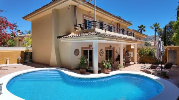 Chalet adosado en Calle Llissa, L'Albir, Alfaz del Pi photo 1
