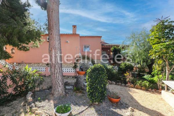 Casa o chalet independiente en Calle Pinsà, L'Albir, Alfaz del Pi thumbnail 1