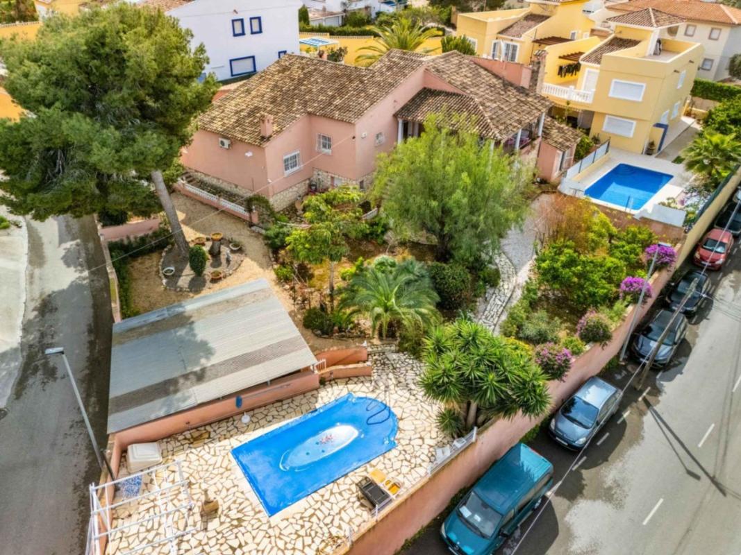 Propiedades en venta y alquiler en España photo 2