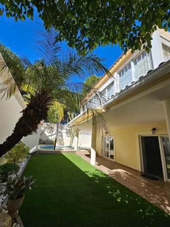 Chalet adosado en L'Albir, Alfaz del Pi thumbnail 1