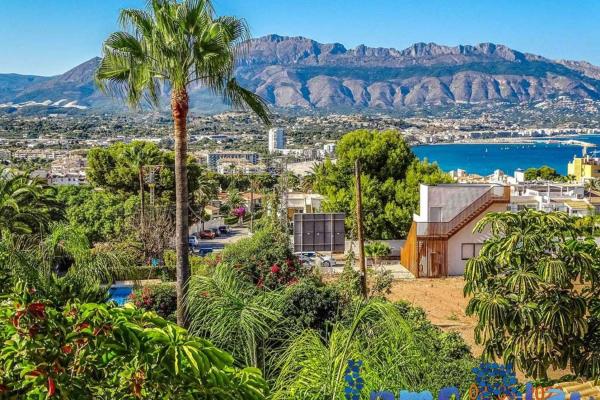 Independent chalet for sale in Casa o chalet en L'Albir, Alfaz del Pi, Alfaz del Pi
 photo 2