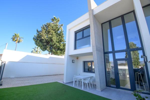 Chalet adosado en Calle Pegàs, L'Albir, Alfaz del Pi photo 1