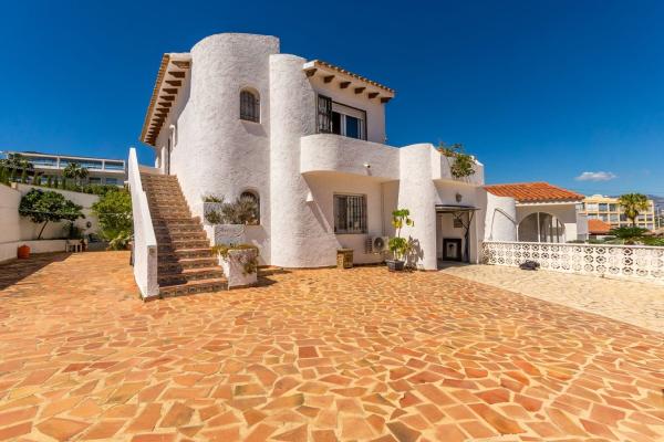 Independent chalet for sale in Casa o chalet en L'Albir, Alfaz del Pi, Alfaz del Pi
 photo 1