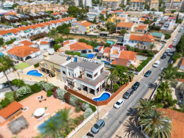 Independent chalet for sale in Casa o chalet en L'Albir, Alfaz del Pi, Alfaz del Pi
 photo 3