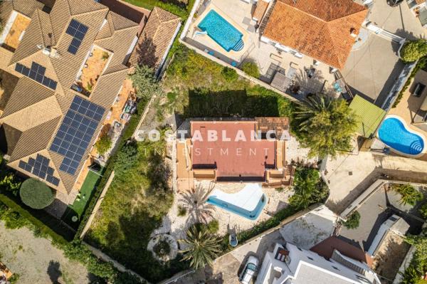 Independent chalet for sale in Casa o chalet en Calle Eurim, L'Albir, Alfaz del Pi, Alfaz del Pi
 photo 4