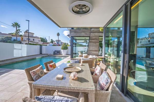 Independent chalet for sale in Casa o chalet en L'Albir, Alfaz del Pi, Alfaz del Pi
 photo 4