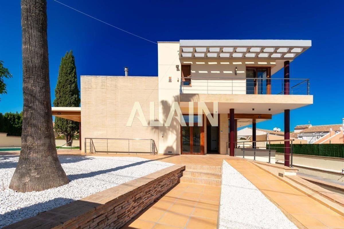 Propiedades en venta y alquiler en España photo 4