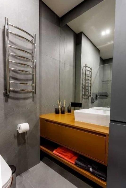 Venta de piso en Piso en Pl. Prta del Mar, 512, Casco Histórico-Santa Cruz, Alicante / Alacant, Alicante / Alacant
photo 1