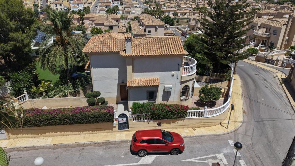 Продажа отдельного шале в Casa o chalet en Las Filipinas, Orihuela, Ориуэла photo 4