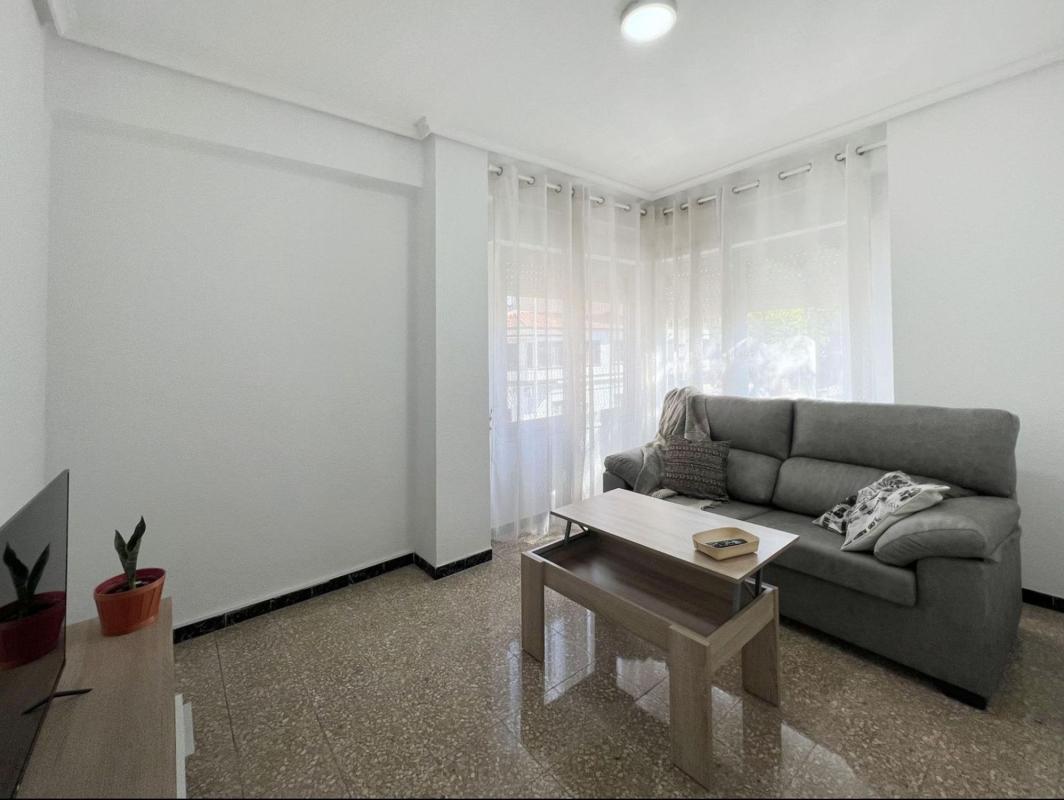 Venta de piso en Piso en Avenida de la Constitución, Novelda, Novelda
 photo 2
