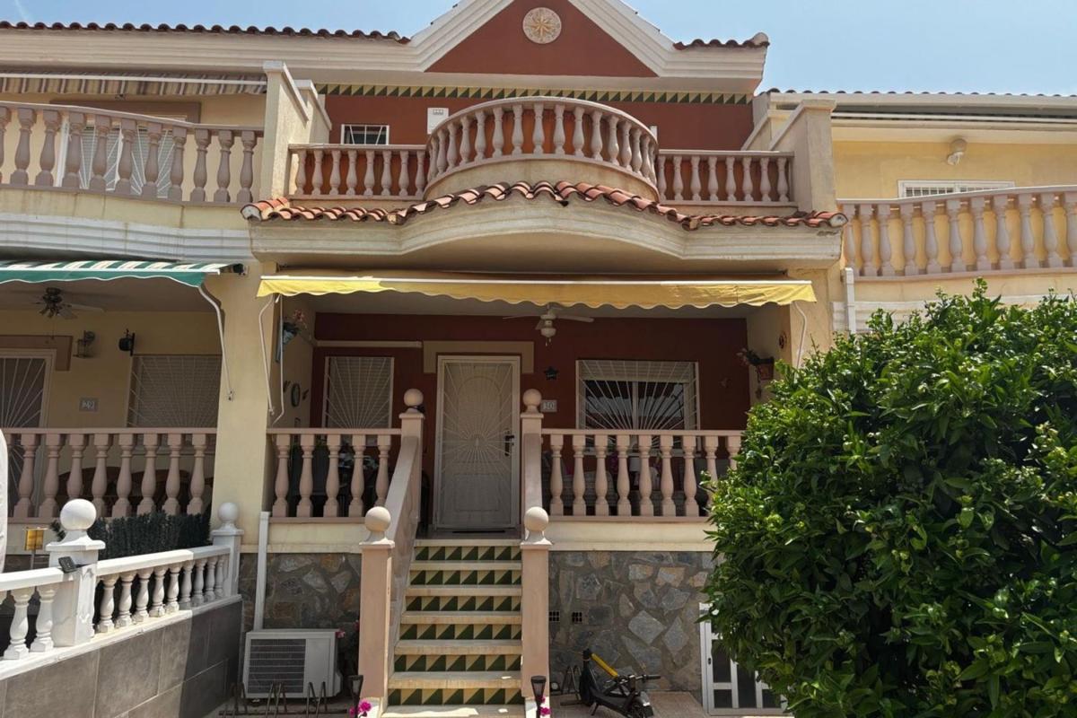 Propiedades en venta y alquiler en España photo 1