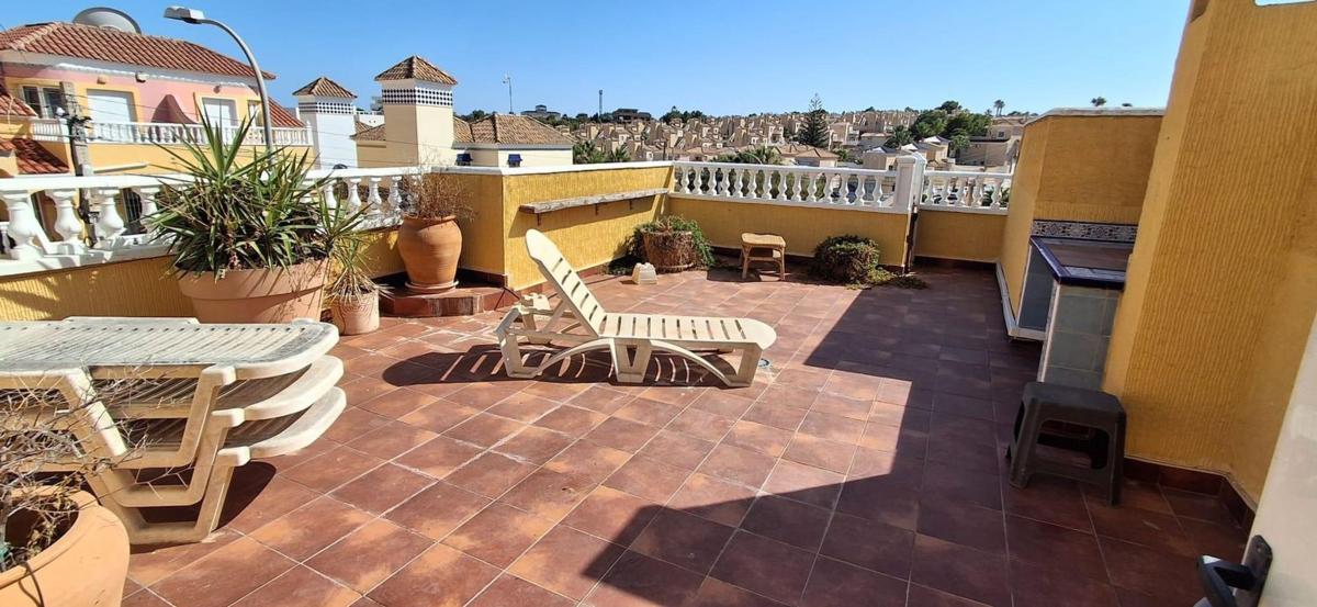 Propiedades en venta y alquiler en España photo 1