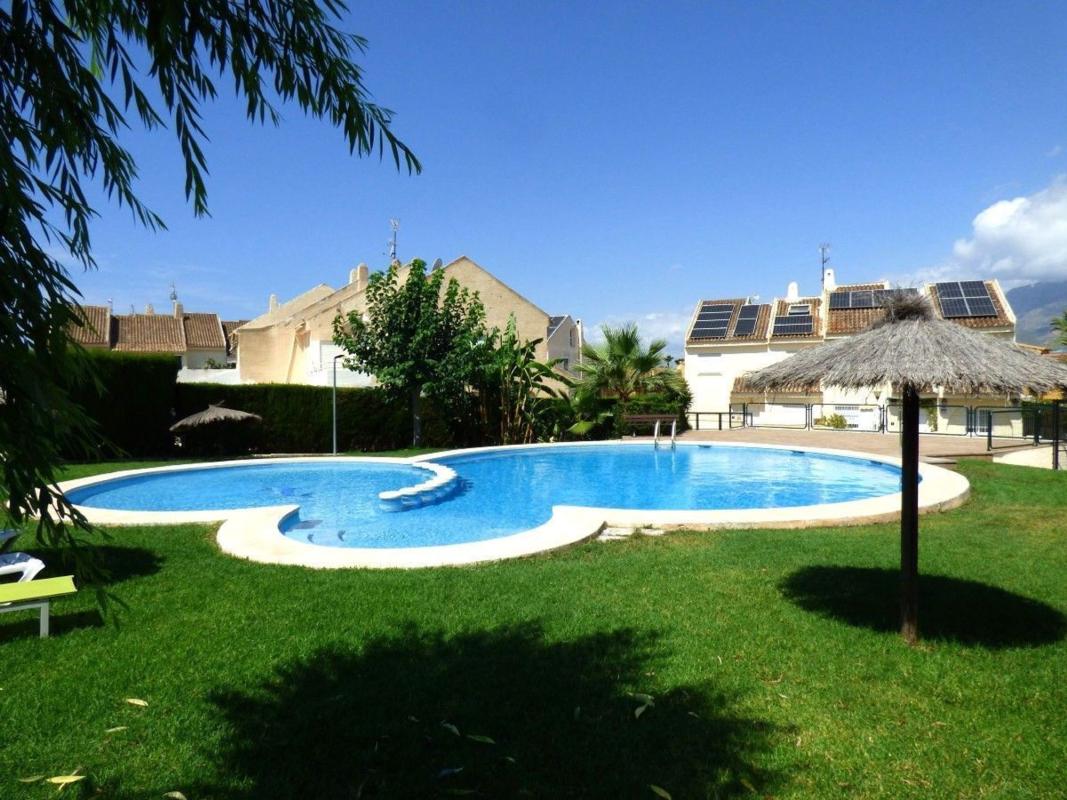 Propiedades en venta y alquiler en España photo 1