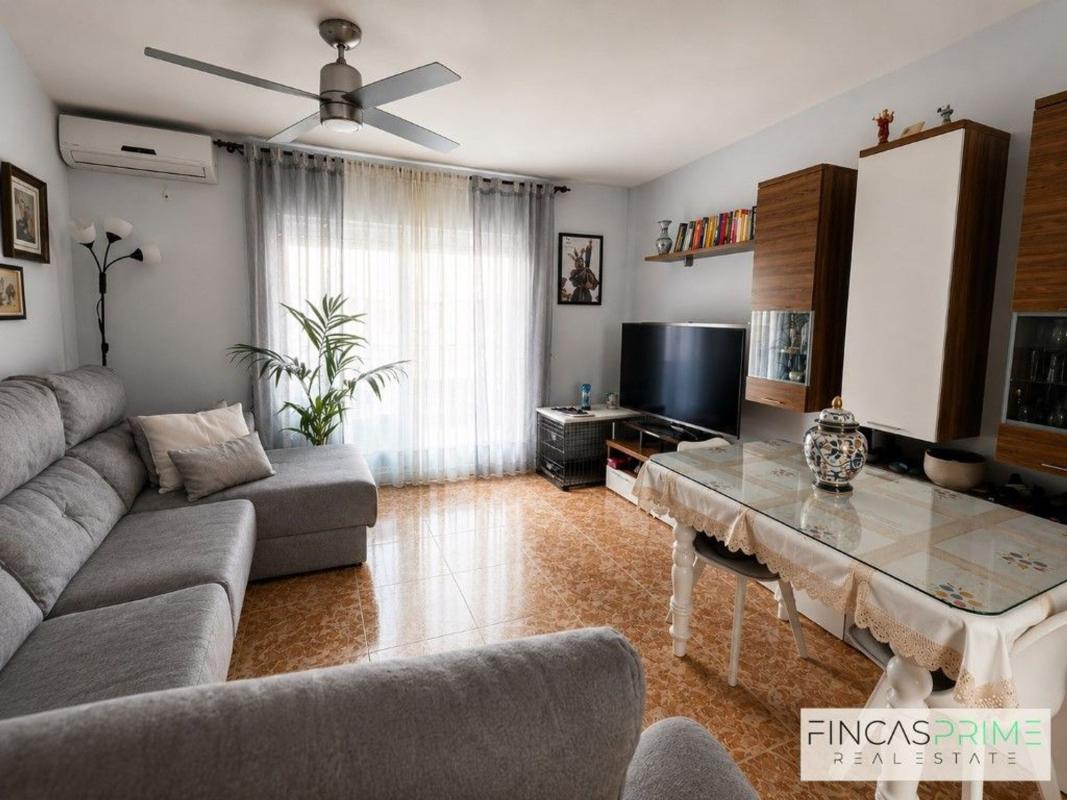 Продажа квартиры на Piso en Calle del Marqués de Comillas, Centro Urbano, Benidorm, Бенидорм
photo 3