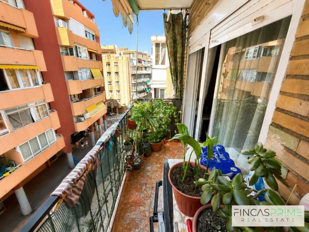 Продажа квартиры на Piso en Calle del Marqués de Comillas, Centro Urbano, Benidorm, Бенидорм
photo 5