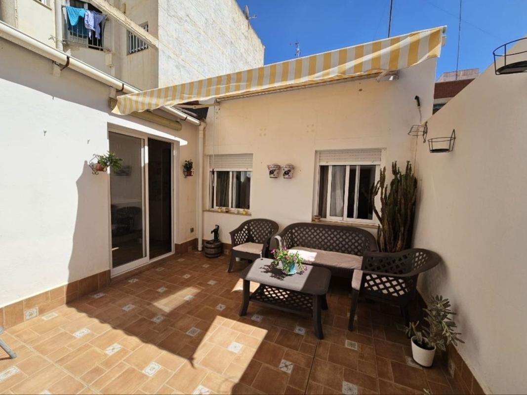 Venta de piso en Piso en Calle Reina Victoria, 37, Pont Nou-Corazón de Jesús, Elche / Elx, Elche / Elx
photo 3