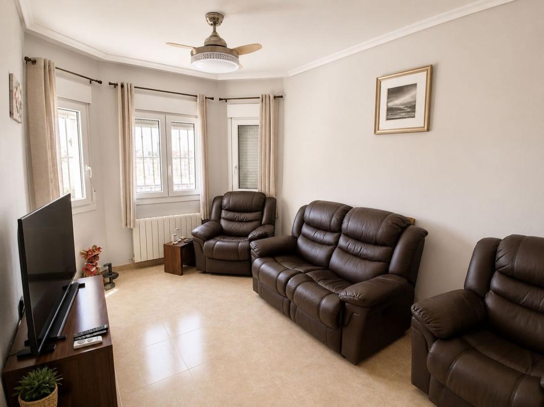 Недвижимость на продажу и в аренду в Испании photo 4