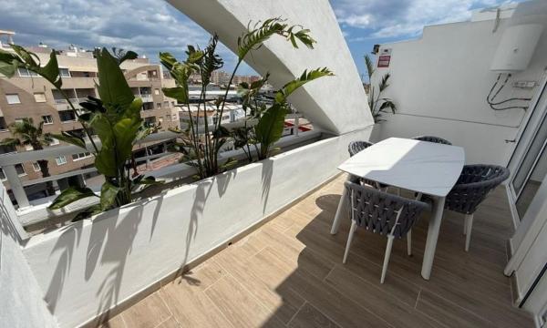 Venta de piso en Piso en El Molino, Torrevieja, Torrevieja
photo 1