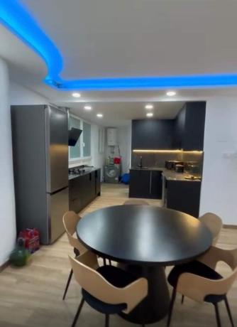 Продажа квартиры на Piso en Calle Díaz Moreu, Casco Histórico-Santa Cruz, Alicante / Alacant, Аликанте / Алакант
 photo 1