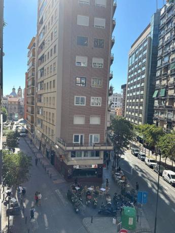 Продажа квартиры на Piso en Calle Díaz Moreu, Casco Histórico-Santa Cruz, Alicante / Alacant, Аликанте / Алакант
 photo 2