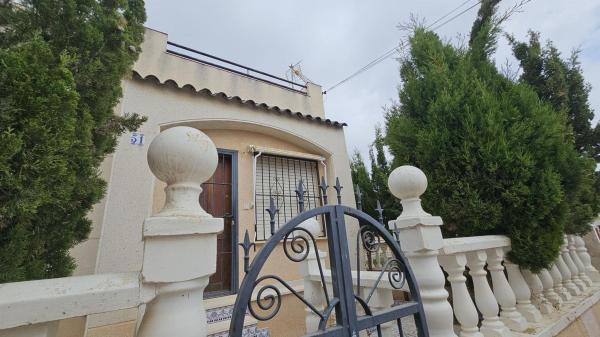 Duplex en venta en Dúplex en Los Balcones - Los Altos del Edén, Torrevieja, Torrevieja photo 1