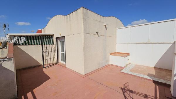 Duplex en venta en Dúplex en Los Balcones - Los Altos del Edén, Torrevieja, Torrevieja photo 2