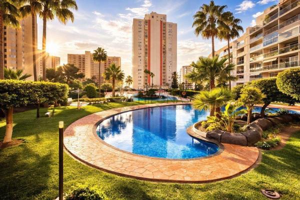 Venta de piso en Piso en Calle de Londres, Zona Sierra Helada, Benidorm, Benidorm
photo 1