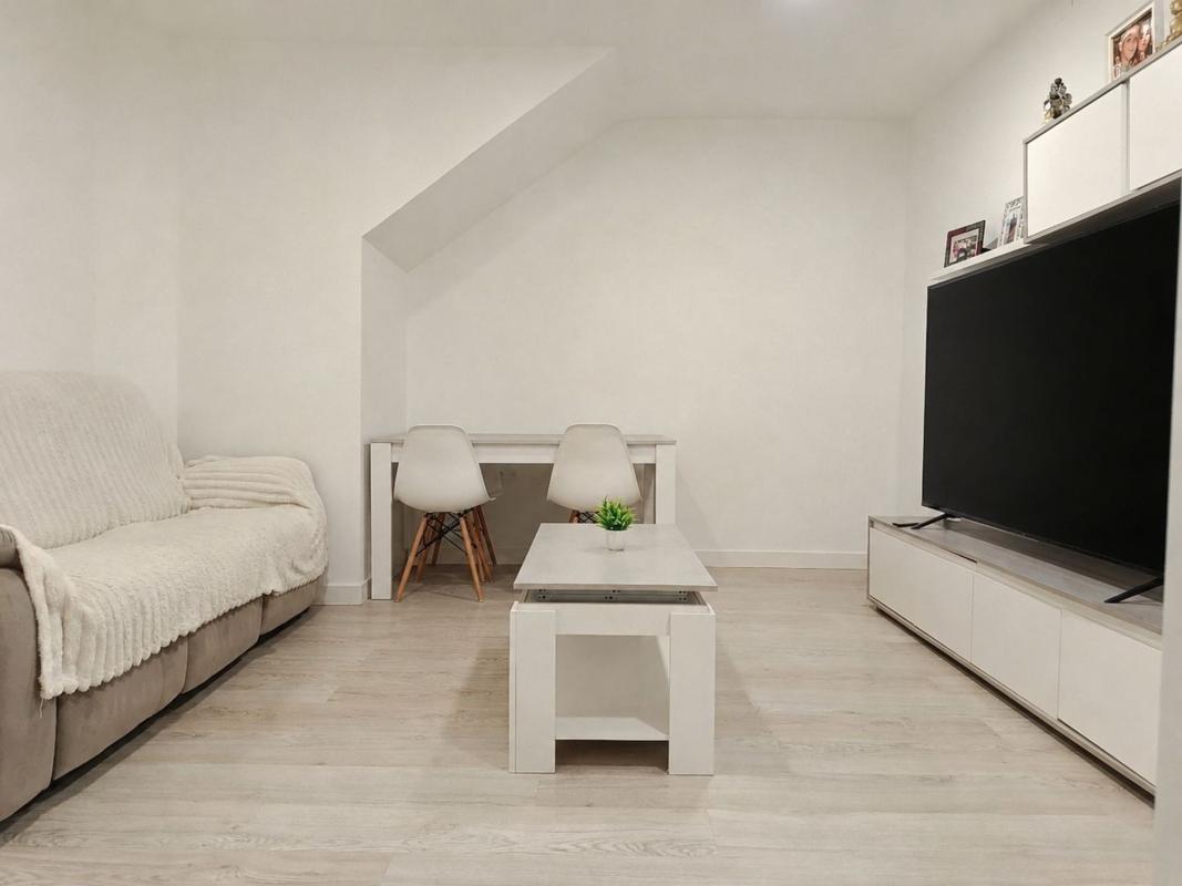 Venta de piso en Piso en Calle Maestro Amadeo Vives, 22, Centro, Elda, Elda
photo 1