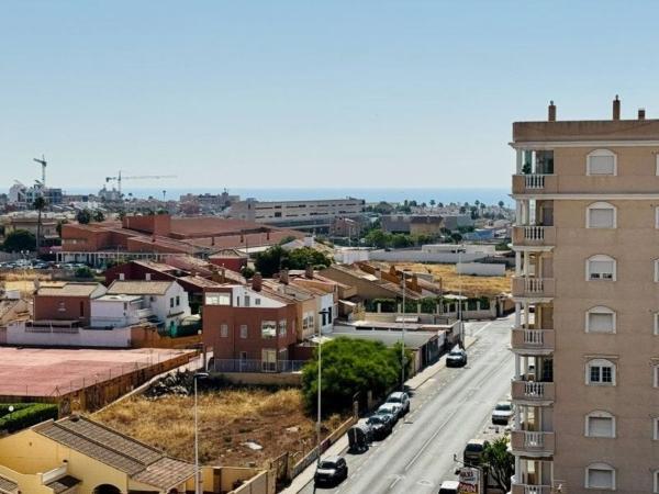 Продажа квартиры на Piso en Nueva Torrevieja, Torrevieja, Торревьеха
photo 1
