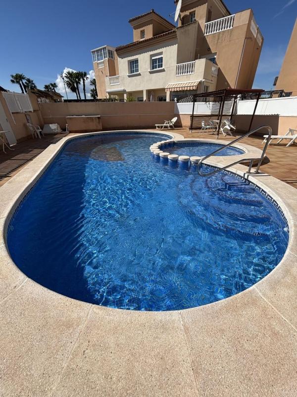 Propiedades en venta y alquiler en España photo 2