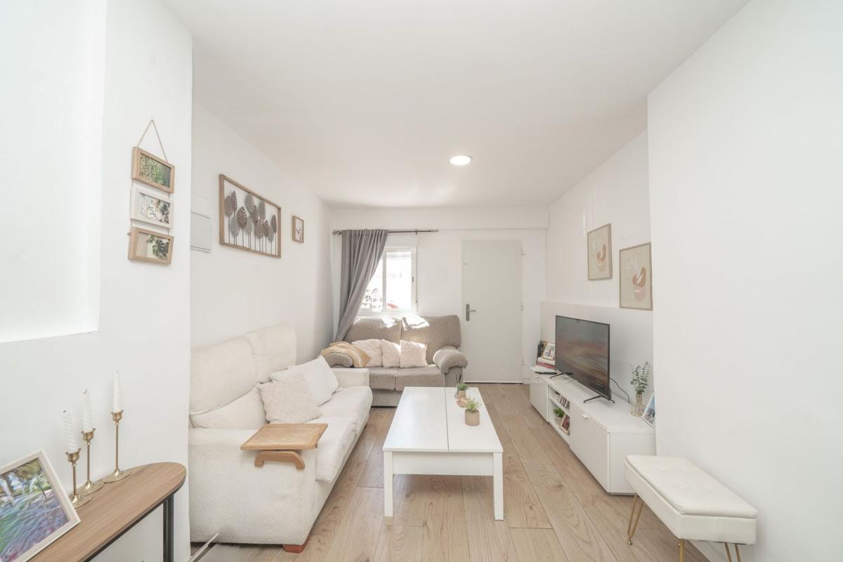 Продажа квартиры на Piso en Los Ángeles, Alicante / Alacant, Аликанте / Алакант
photo 2