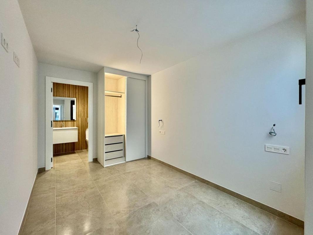 Venta de piso en Piso en Calle Helsinki, Playa de los Locos, Torrevieja, Torrevieja
photo 2