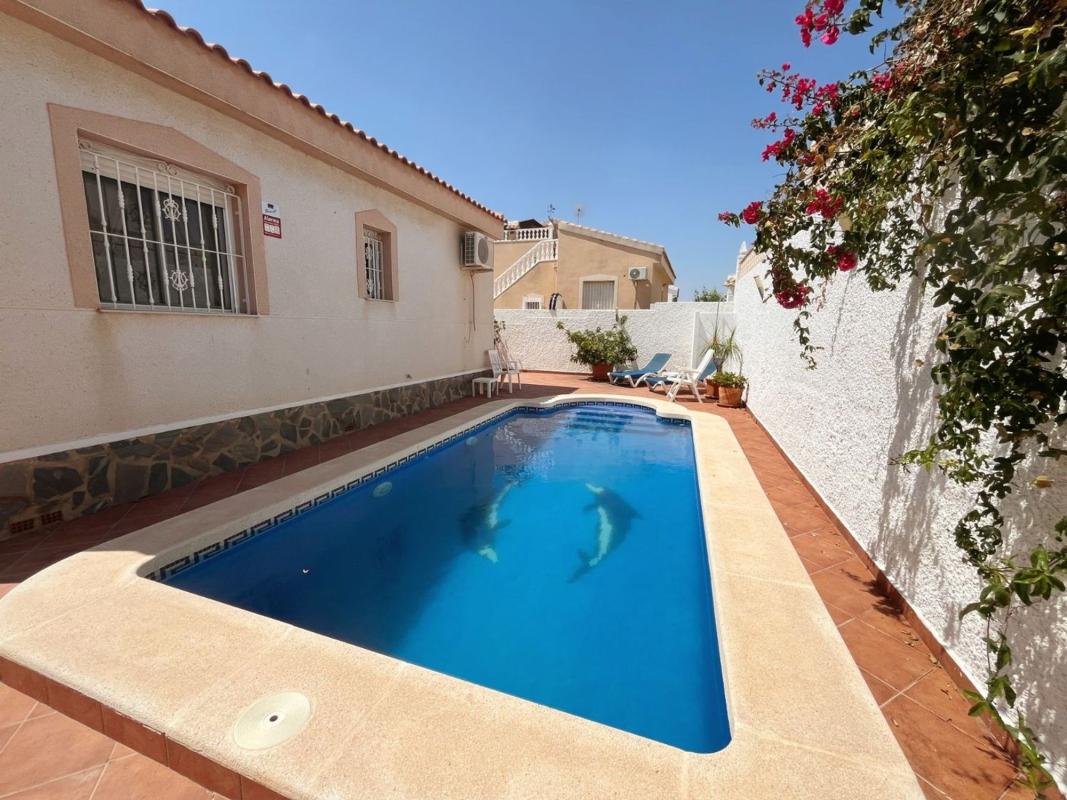 Propiedades en venta y alquiler en España photo 2