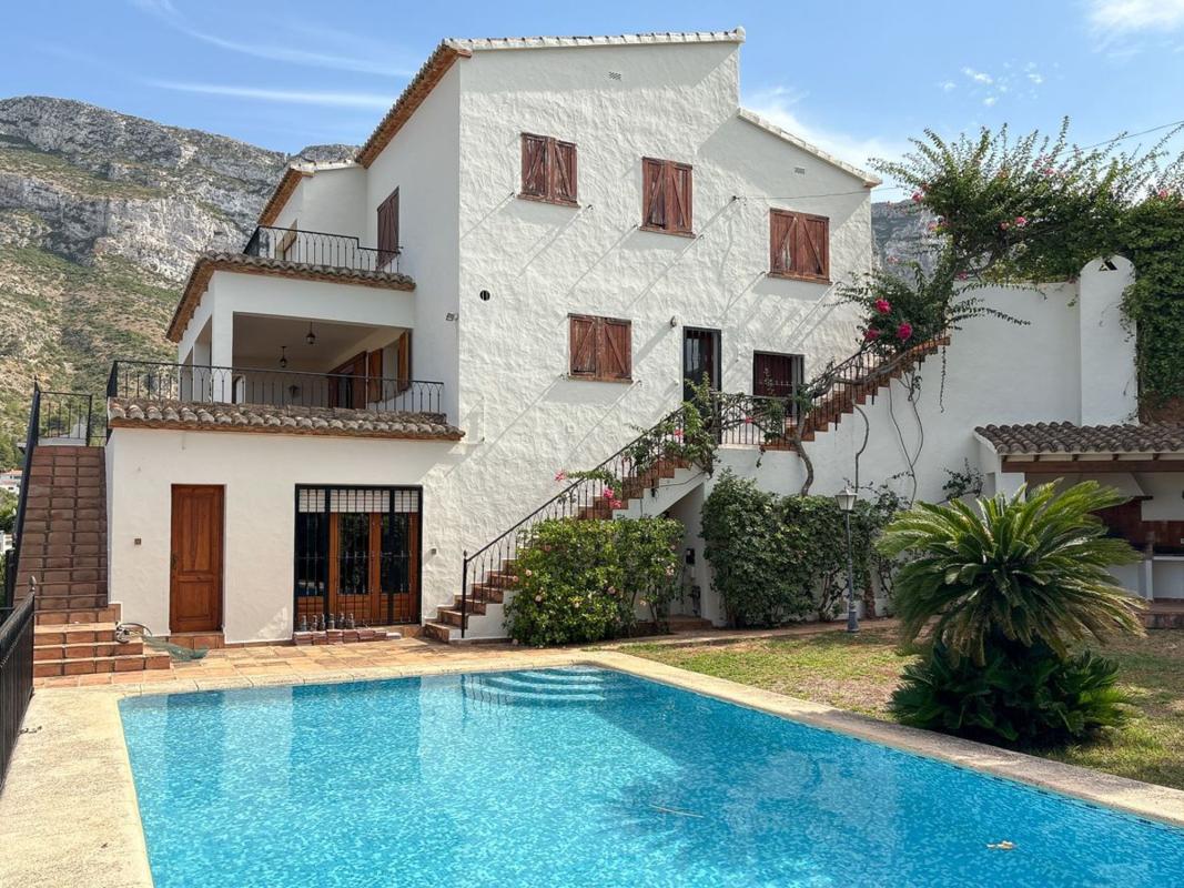 Venta de chalet independiente en Casa o chalet en El Montgó, Denia, Denia
 photo 2