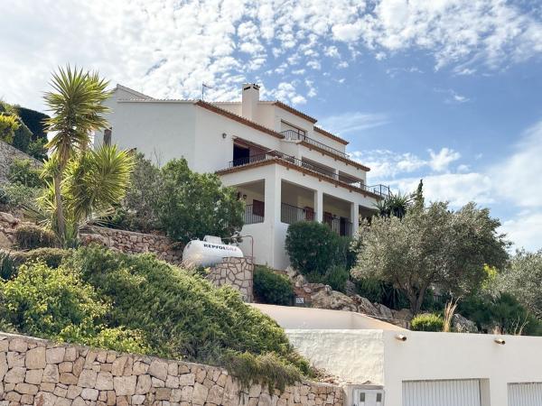 Chalet independiente en venta en Casa o chalet en El Montgó, Denia, Denia
 photo 3