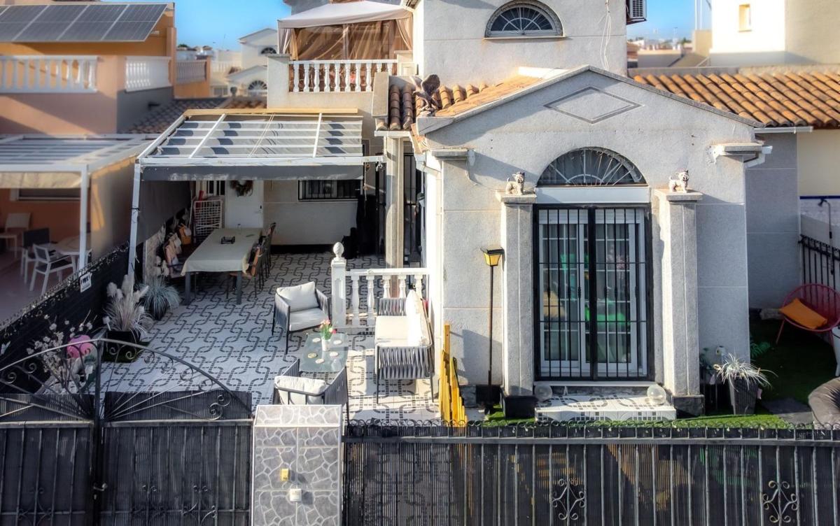 Propiedades en venta y alquiler en España photo 2