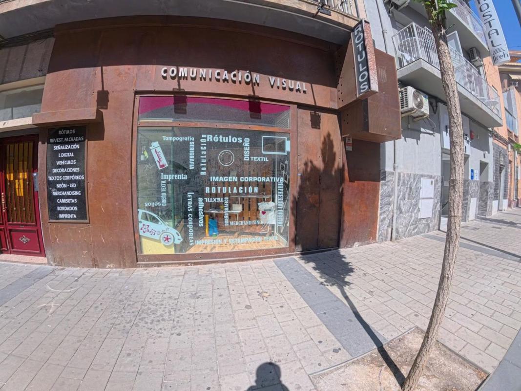Propiedades en venta y alquiler en España photo 2