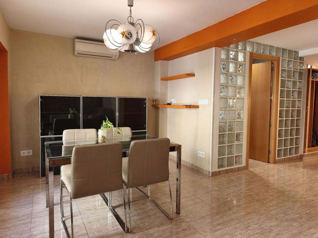 Продажа квартиры на Piso en Barri Santa Rosa, Alcoy / Alcoi, Алкой
photo 3