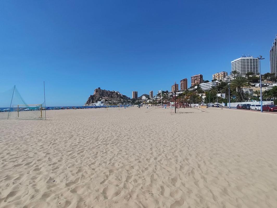 Venta de piso en Piso en Avenida Vicente Llorca Alós, 16, Playa de Poniente, Benidorm, Benidorm
photo 4