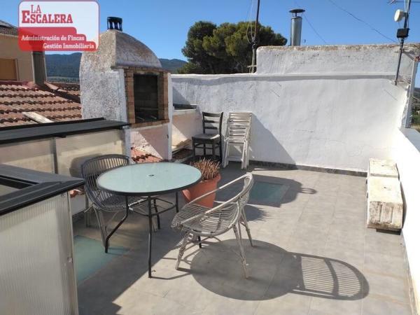 Chalet adosado en Ibi photo 1