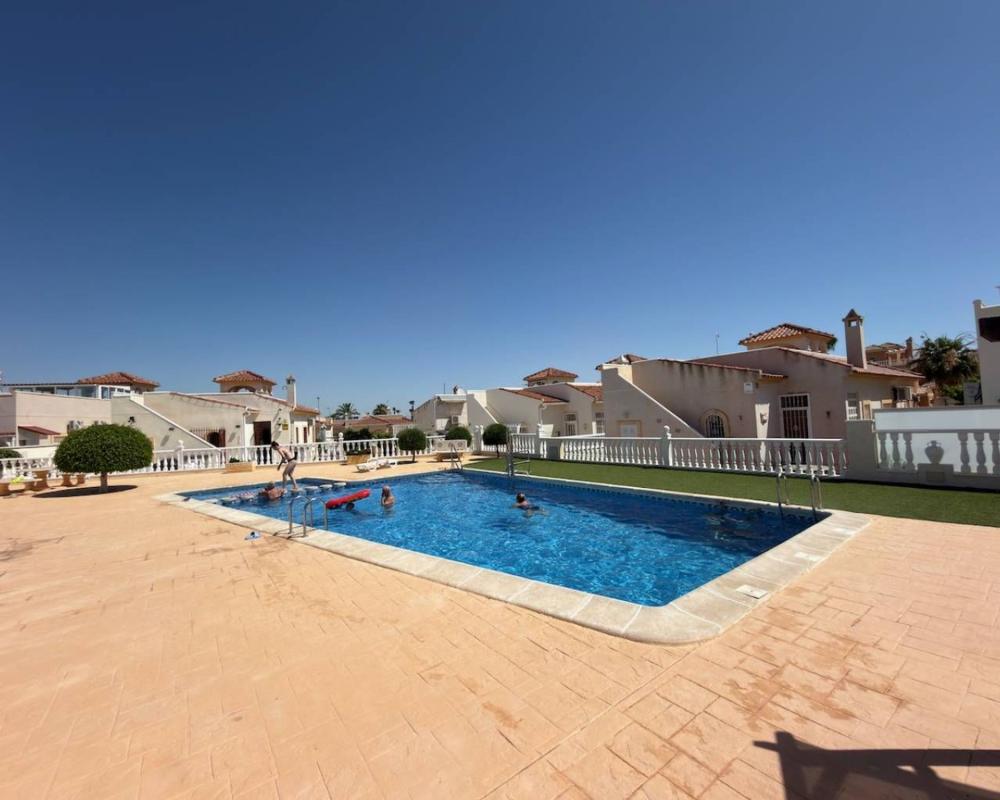 Venta de chalet independiente en Casa o chalet en Algorfa, Algorfa
photo 2
